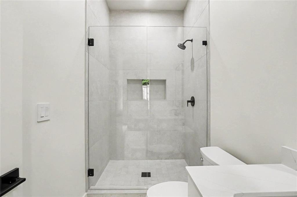 7809930 Property Photo 19