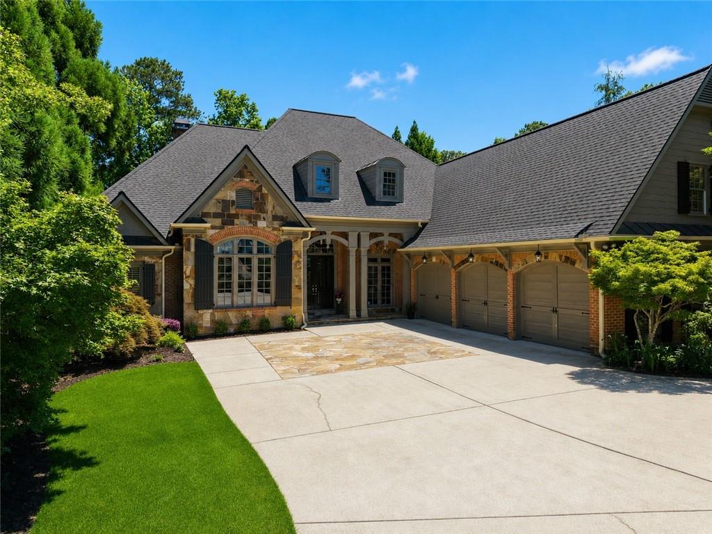 6945 Wakehurst Place Property Photo 2