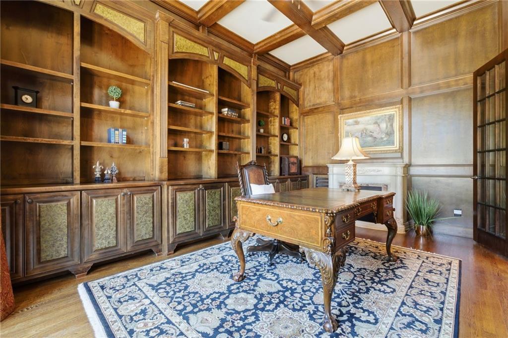 6945 Wakehurst Place Property Photo 8