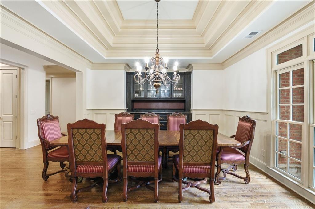 6945 Wakehurst Place Property Photo 9