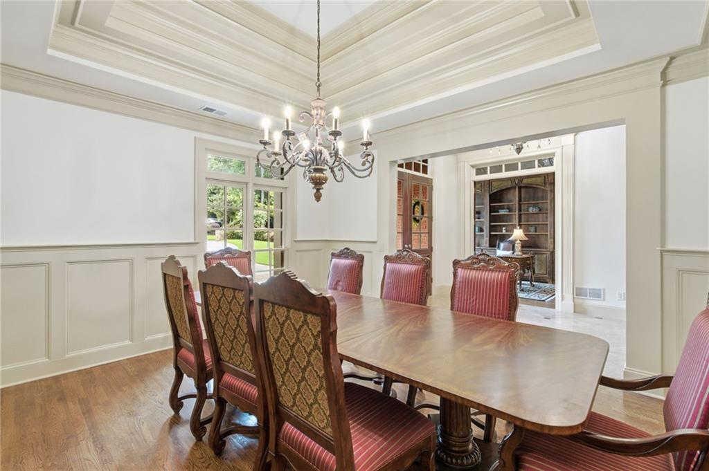 6945 Wakehurst Place Property Photo 11