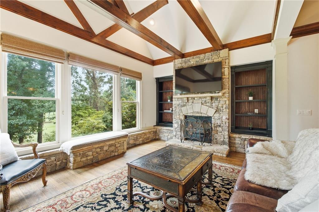 6945 Wakehurst Place Property Photo 19