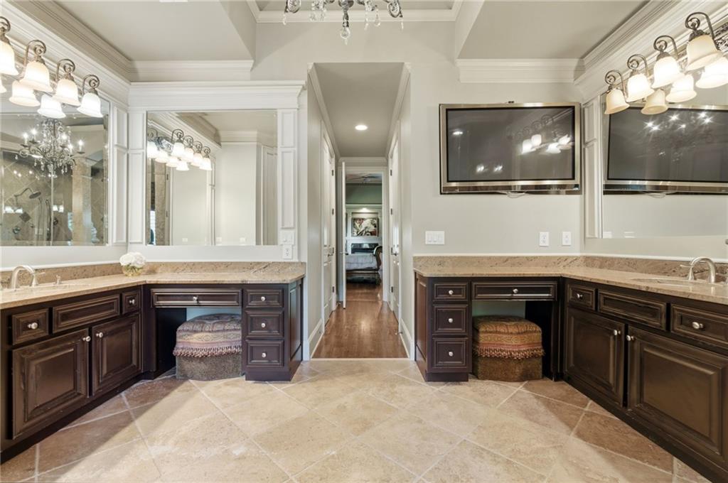 6945 Wakehurst Place Property Photo 40