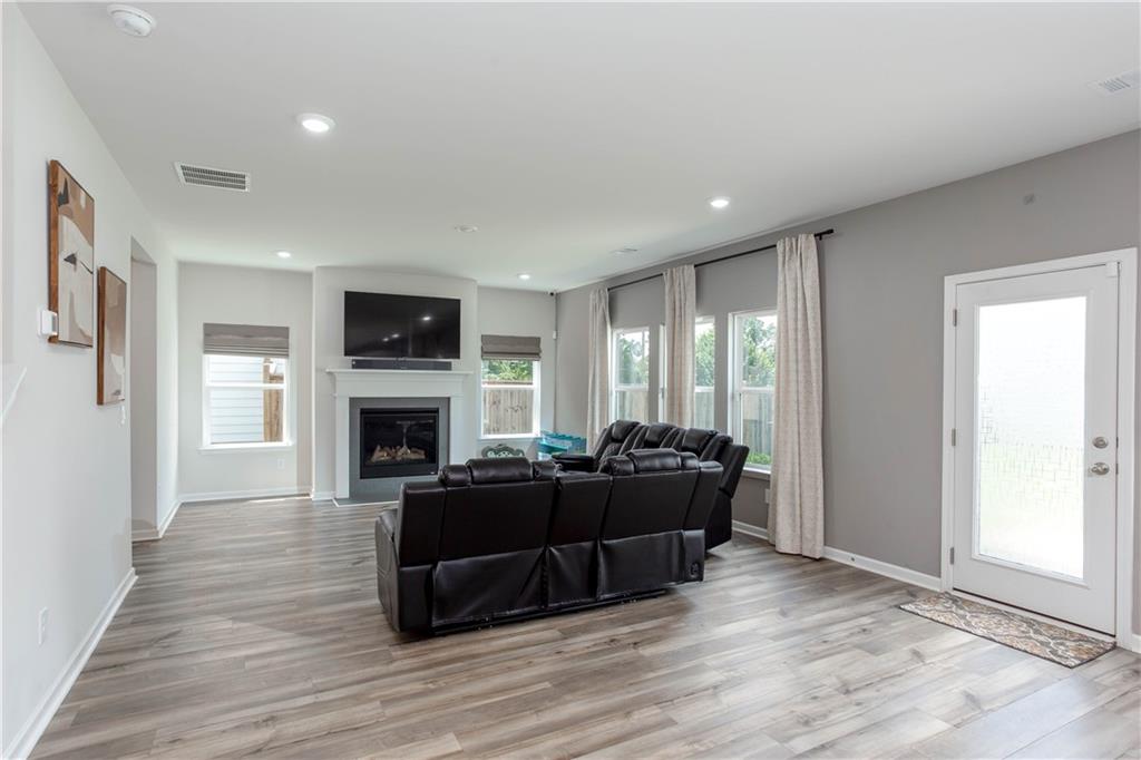 607 Runnel Drive Property Photo 16