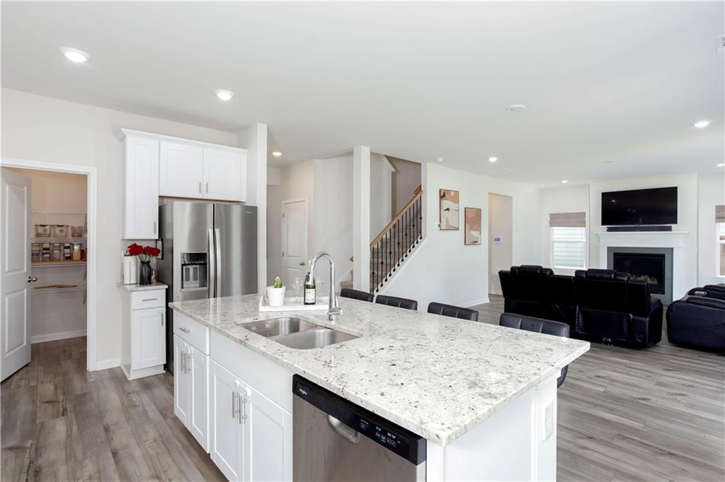 607 Runnel Drive Property Photo 18