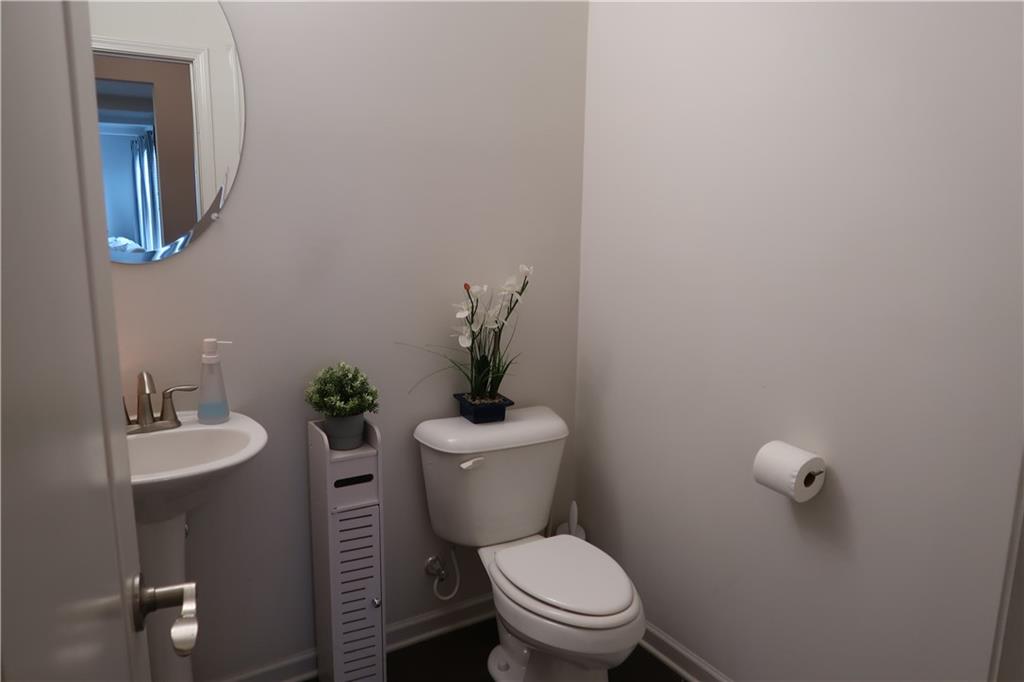 5740 Radford Loop Property Photo 13