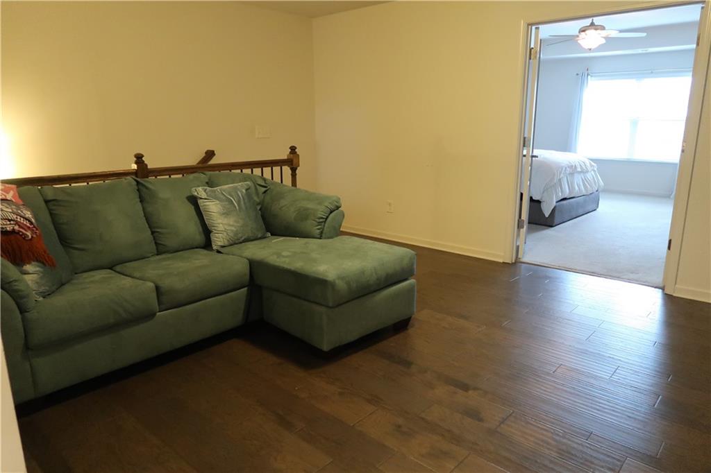 5740 Radford Loop Property Photo 15
