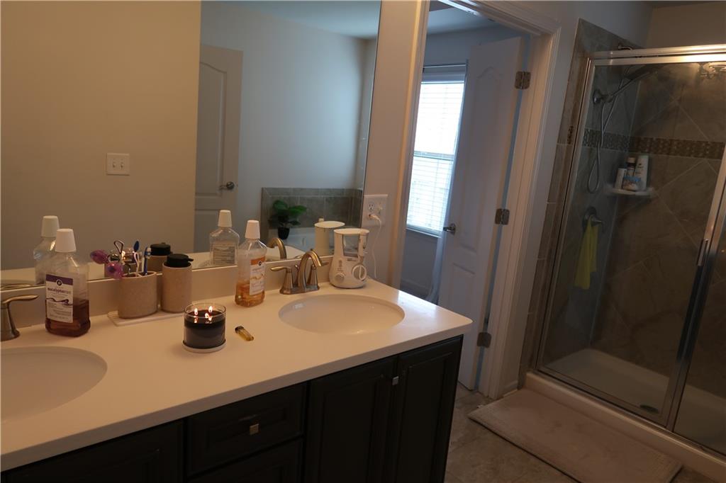 5740 Radford Loop Property Photo 22