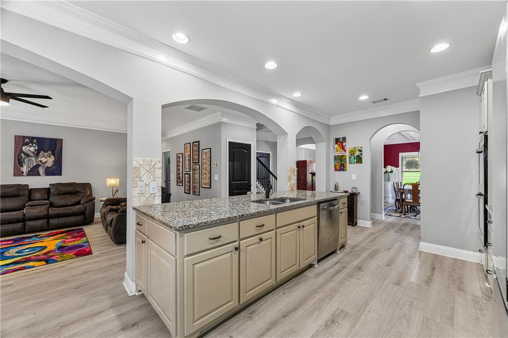 672 Callie Circle Property Photo 16
