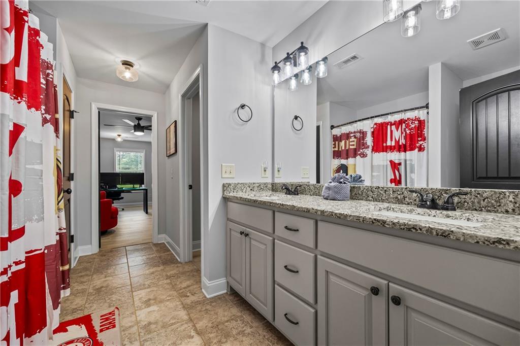 672 Callie Circle Property Photo 39