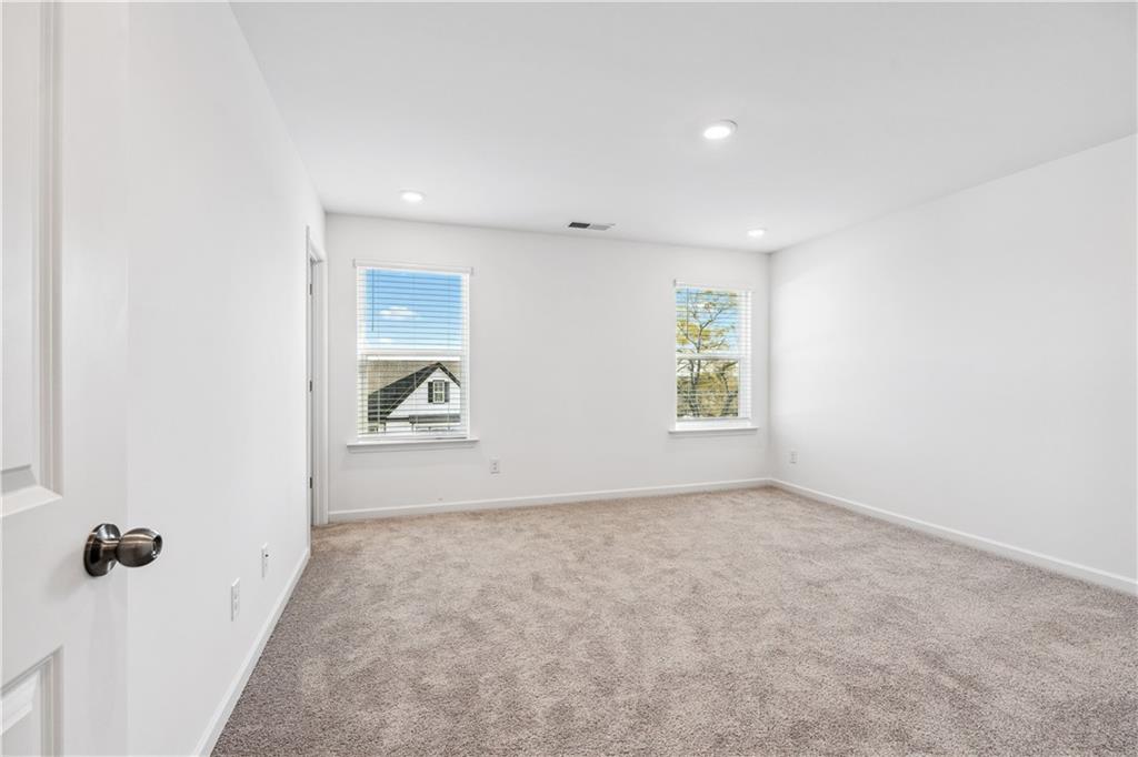 33 Constitution Avenue Property Photo 15
