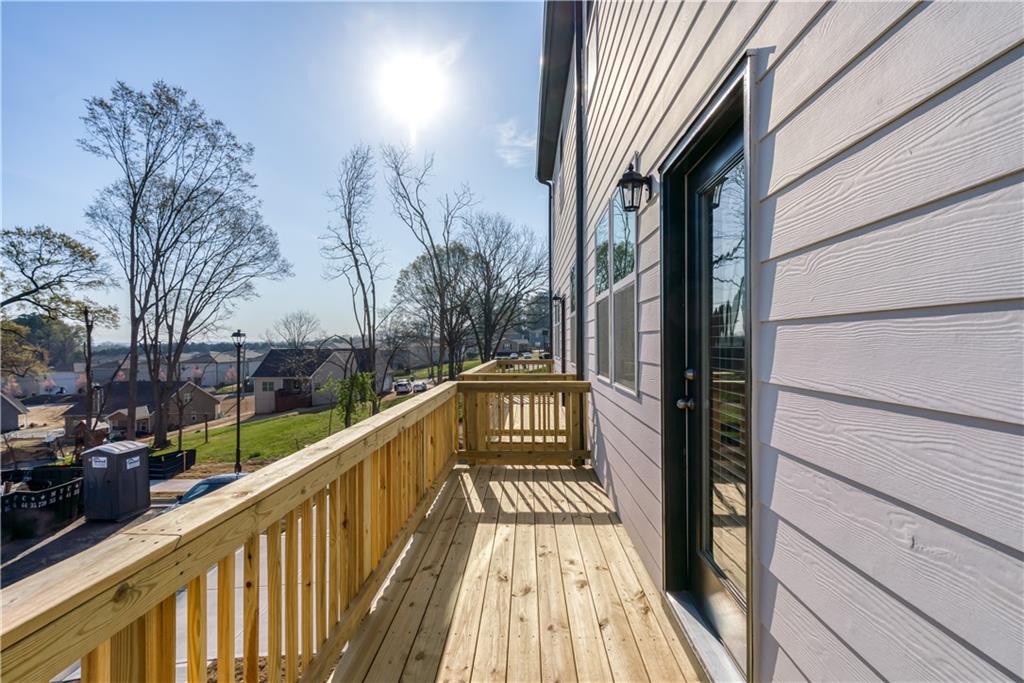33 Constitution Avenue Property Photo 26