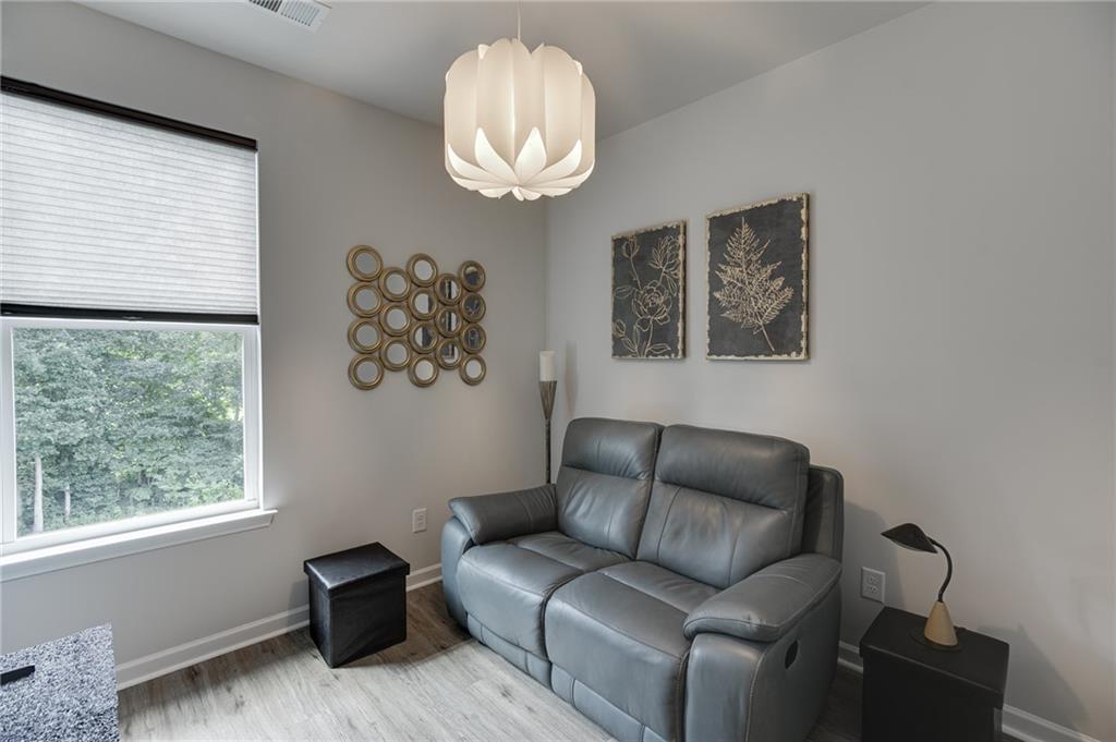 124 Greenview Court Property Photo 23