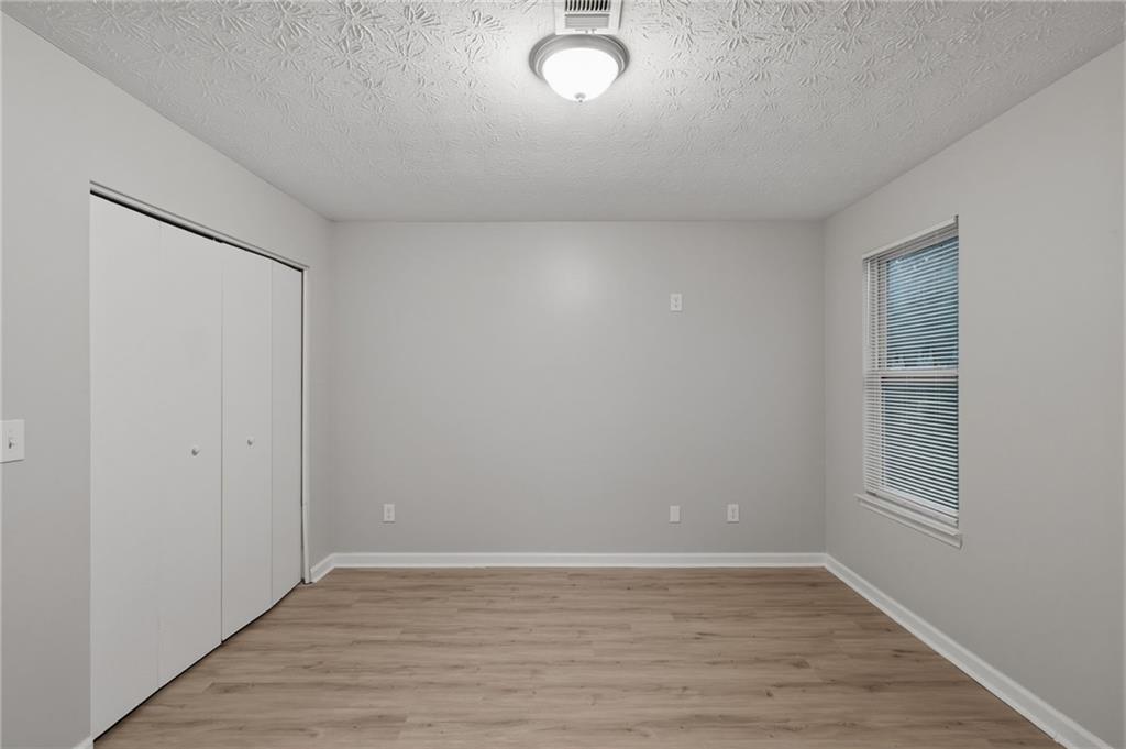 5455 Fox Haven Trail Property Photo 8