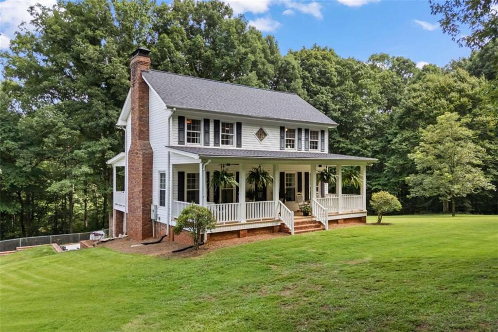 3040 Venable Lane Property Photo 4