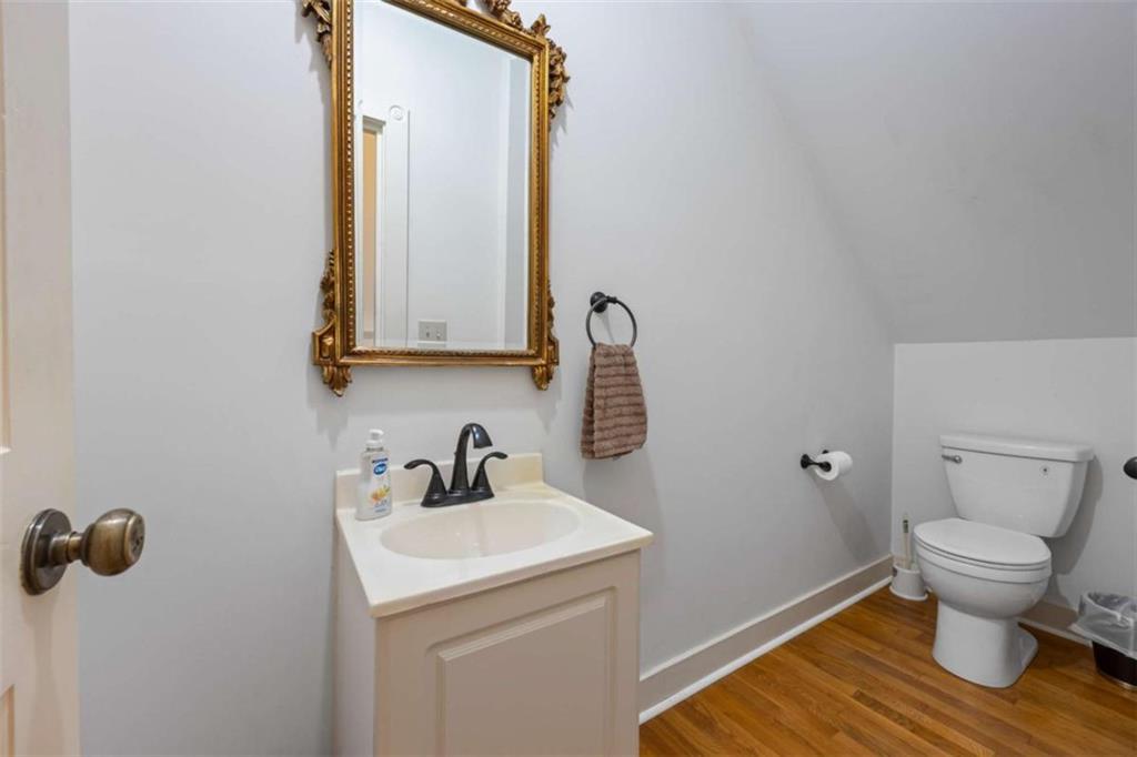 3040 Venable Lane Property Photo 27