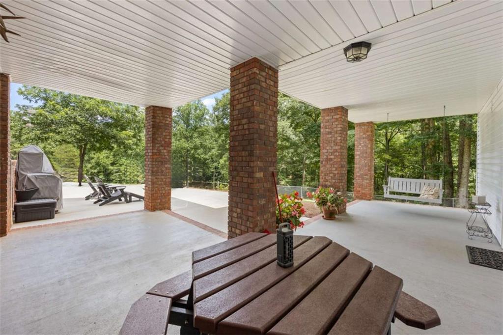 3040 Venable Lane Property Photo 86