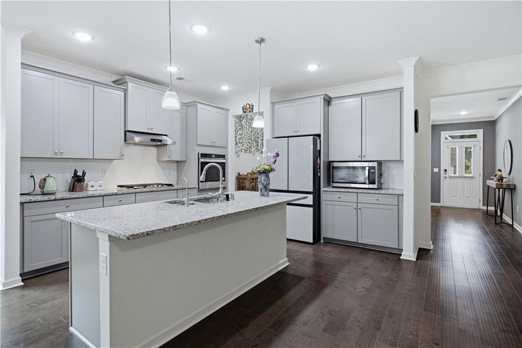 1297 Trident Maple Property Photo 12
