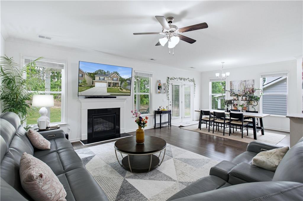 1297 Trident Maple Property Photo 18