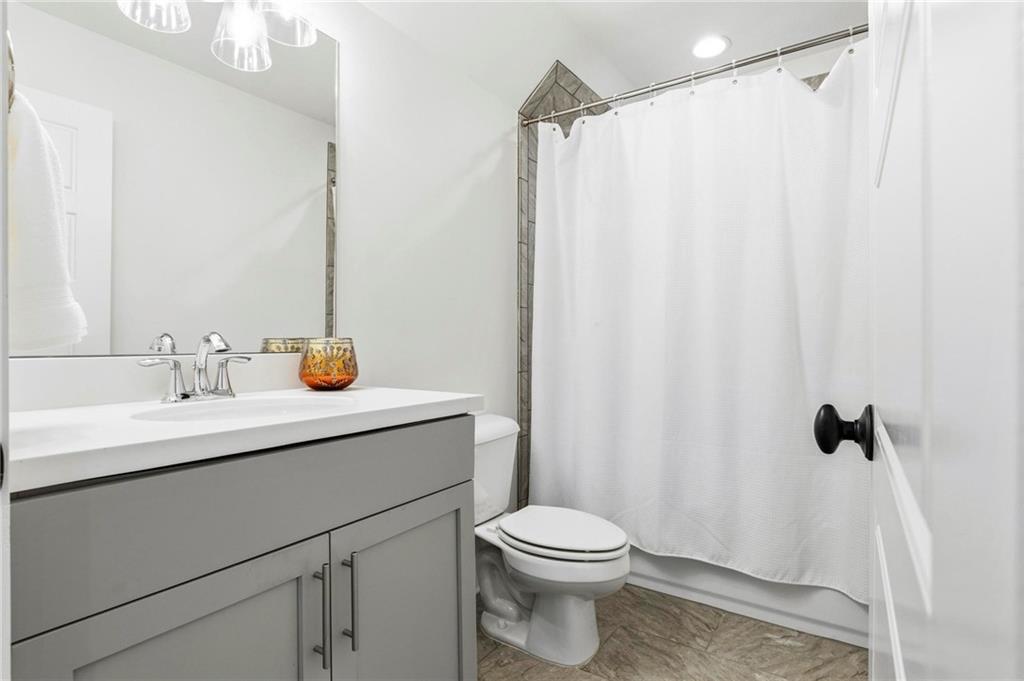1934 Westside Boulevard Property Photo 24