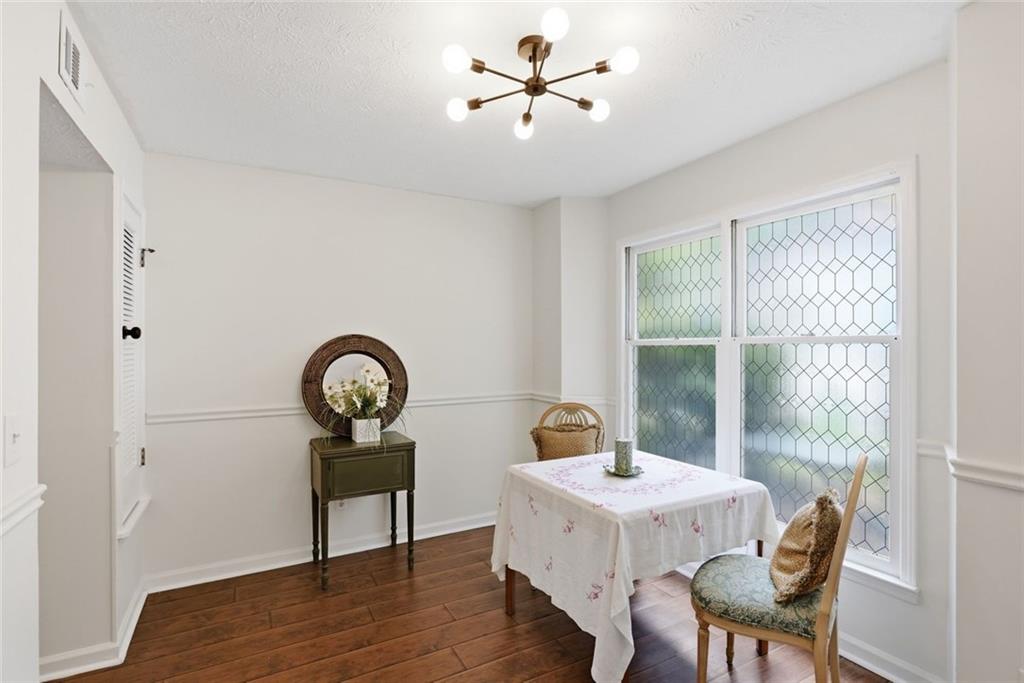 3154 Stratford Green Place Property Photo 5