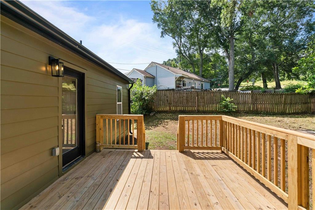 75 Otis Street Ne Property Photo 44
