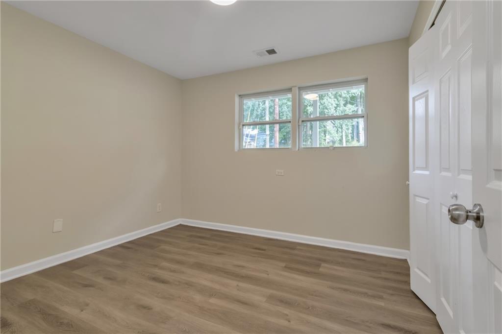 6817 Red Maple Drive Property Photo 10