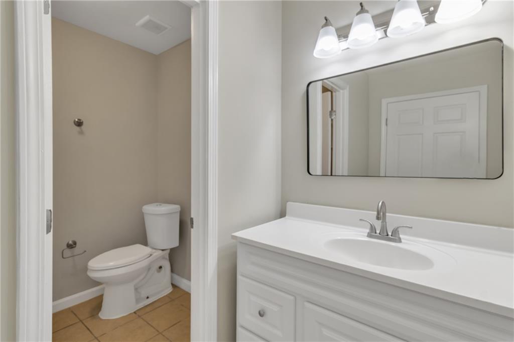6817 Red Maple Drive Property Photo 15