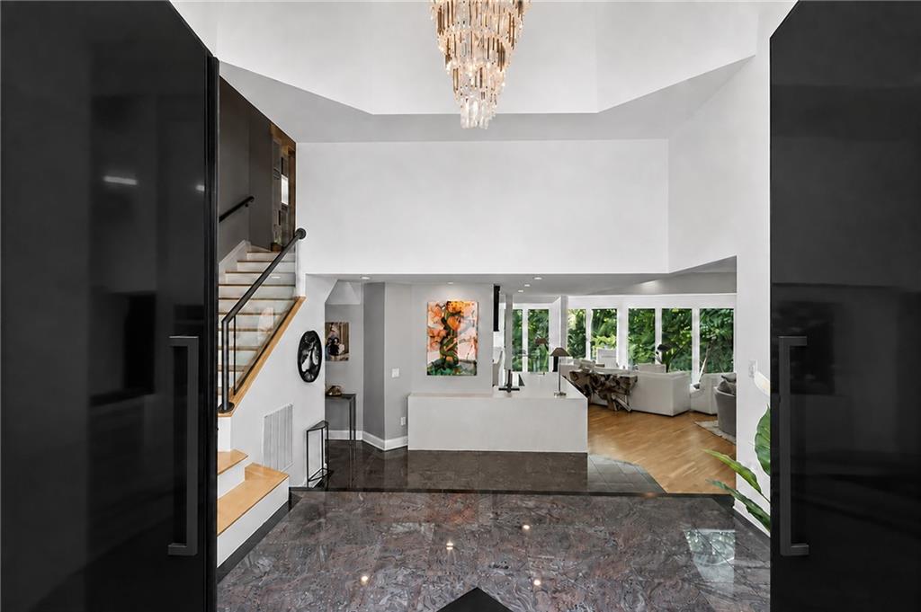3906 Paces Ferry Road Nw Property Photo 4