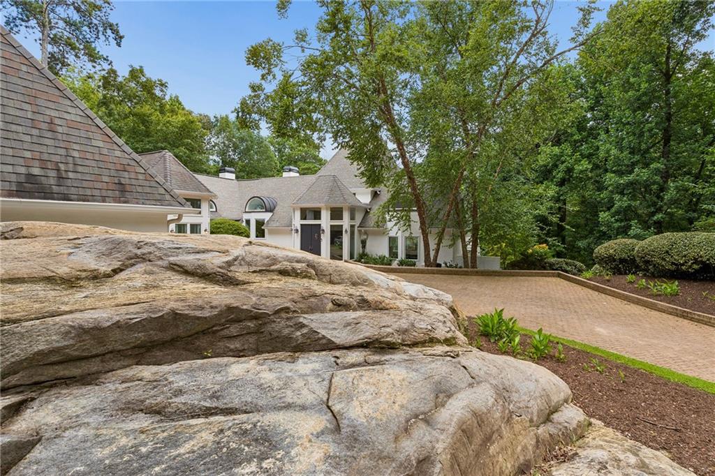 3906 Paces Ferry Road Nw Property Photo 73