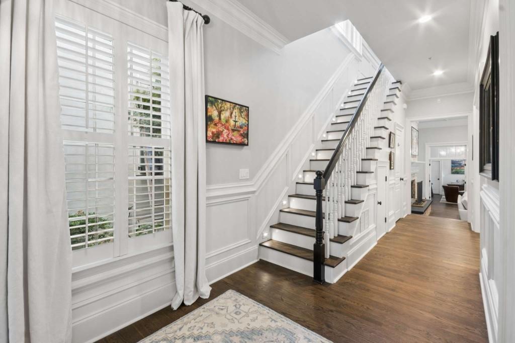 305 Abercorn Square Property Photo 13