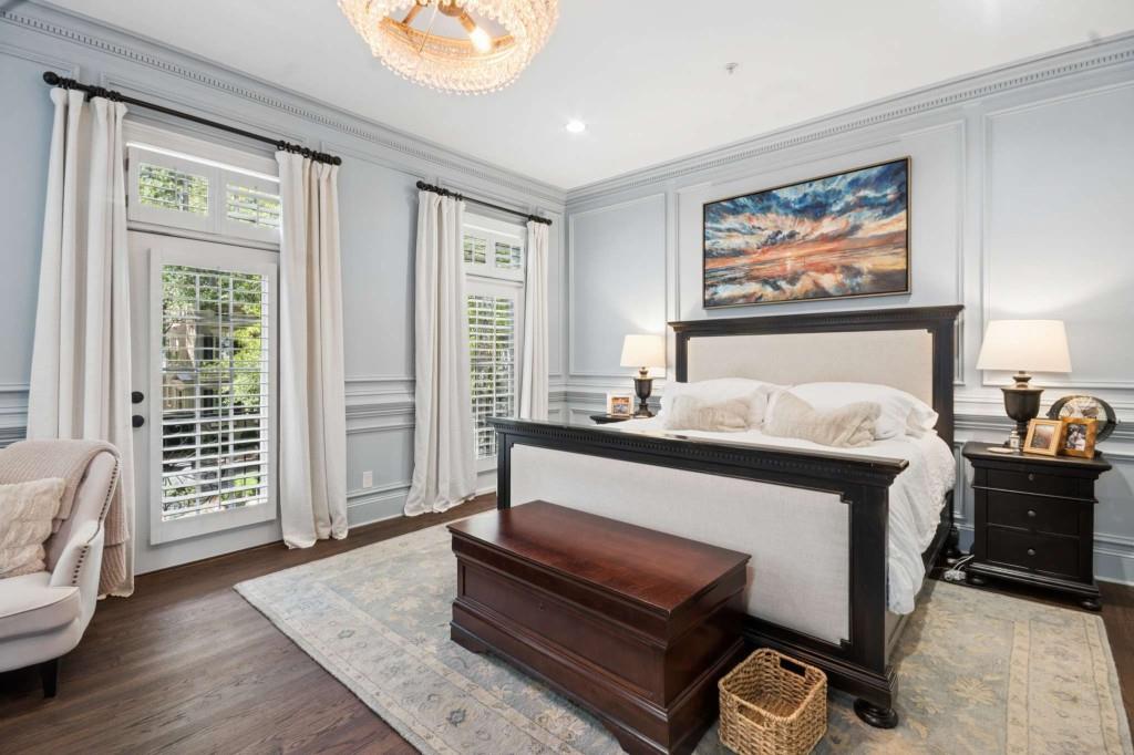 305 Abercorn Square Property Photo 24