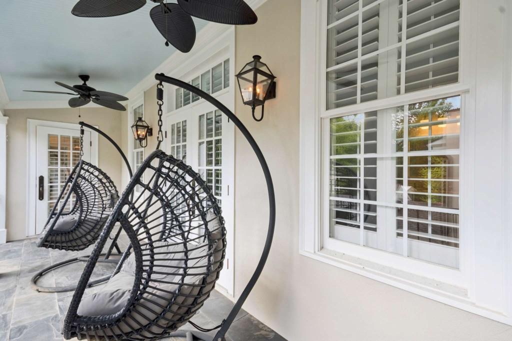 305 Abercorn Square Property Photo 30