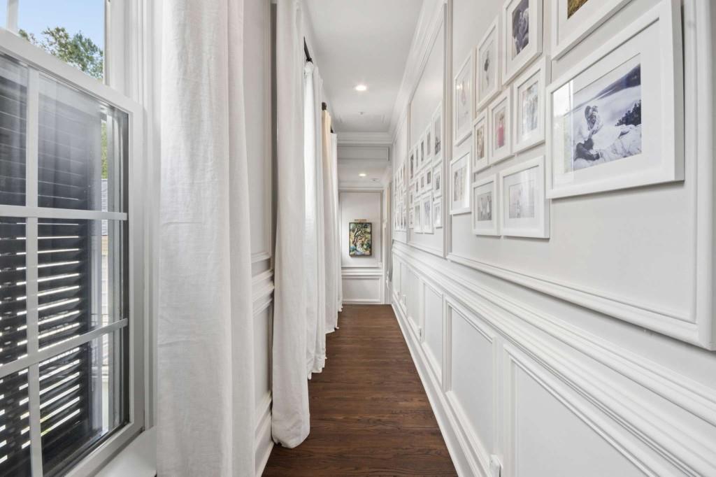 305 Abercorn Square Property Photo 31