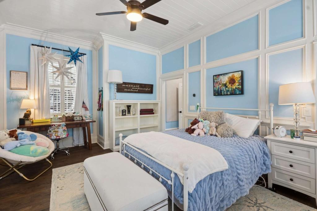 305 Abercorn Square Property Photo 35