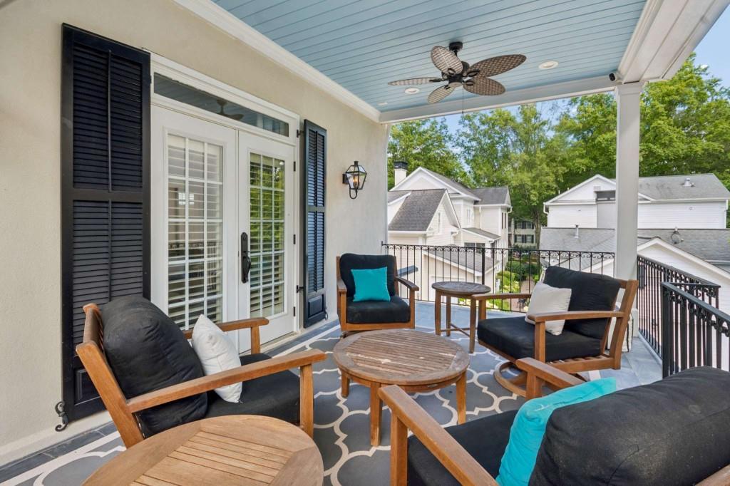 305 Abercorn Square Property Photo 37