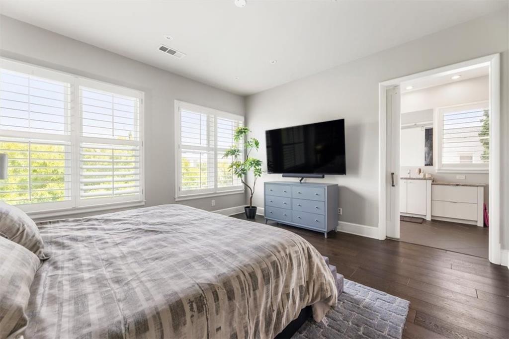 878 3rd Street Property Photo 32