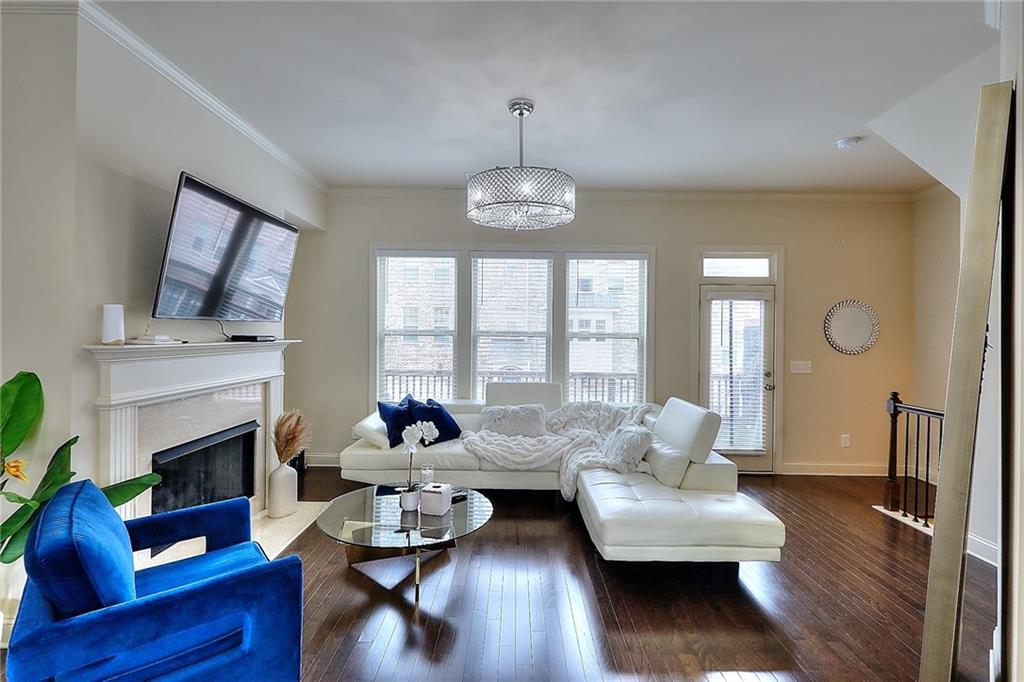 1306 Harris Way Property Photo 10