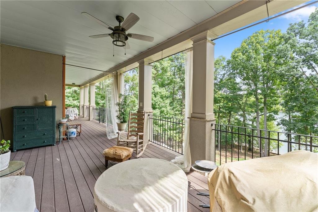 2819 Ne Point Overlook Property Photo 50
