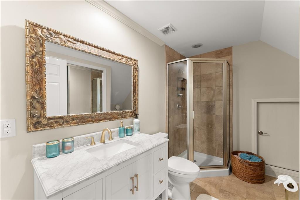 2819 Ne Point Overlook Property Photo 63