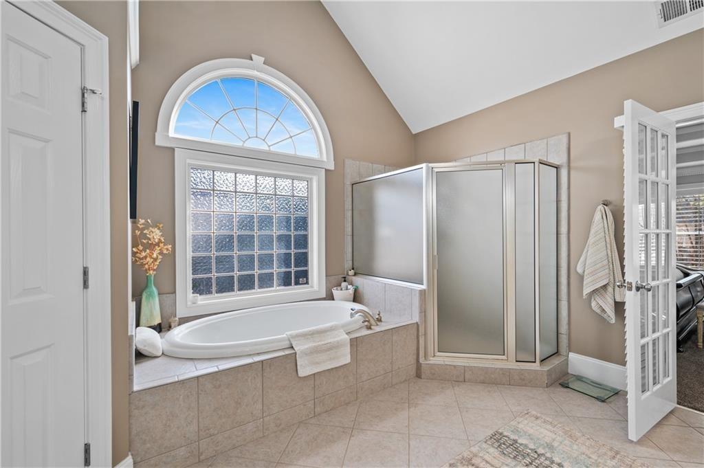 172 Golf Crest Drive Property Photo 18