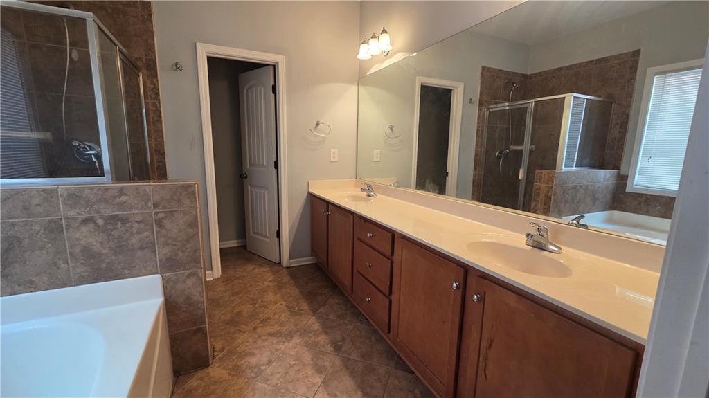308 Ridge Pointe Drive Property Photo 12