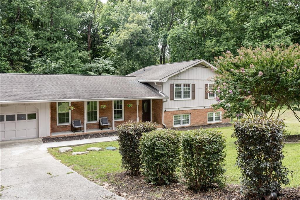 5382 Rockwood Ct. Property Photo 3