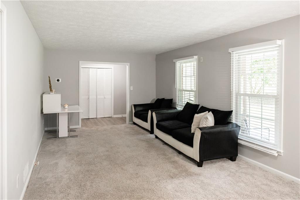 5382 Rockwood Ct. Property Photo 6