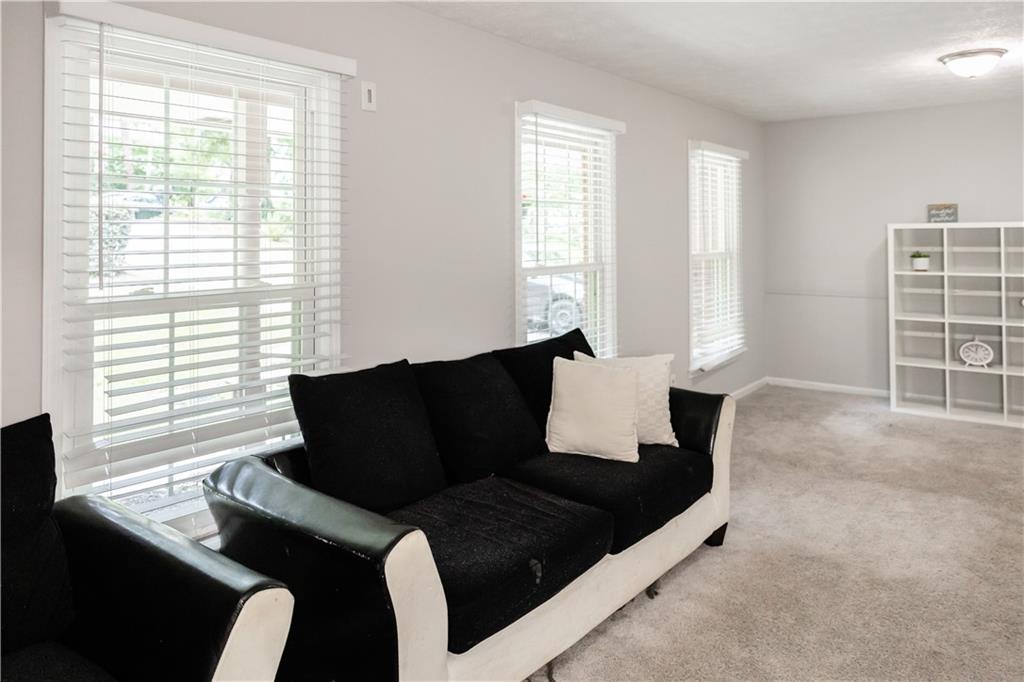 5382 Rockwood Ct. Property Photo 8