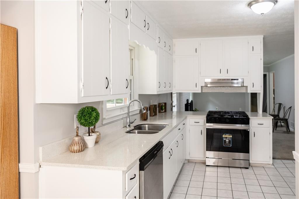 5382 Rockwood Ct. Property Photo 15