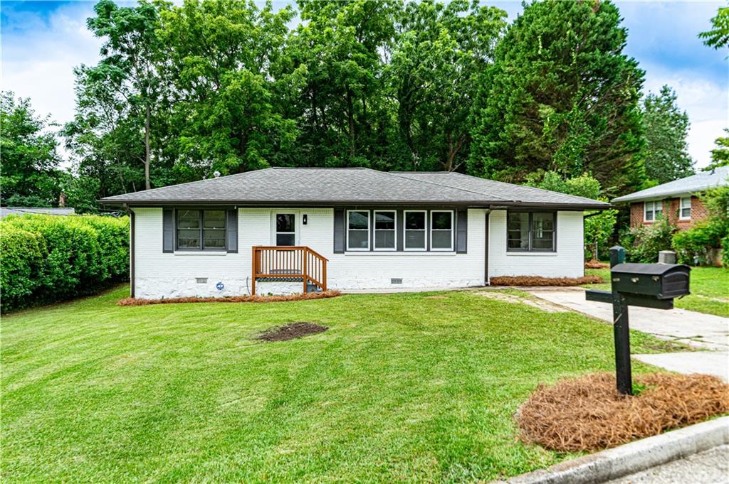 111 Woodhaven Drive Property Photo 1