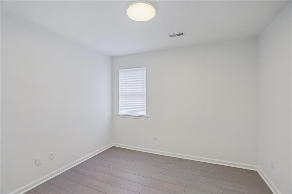 300 Harcourt Place Property Photo 19