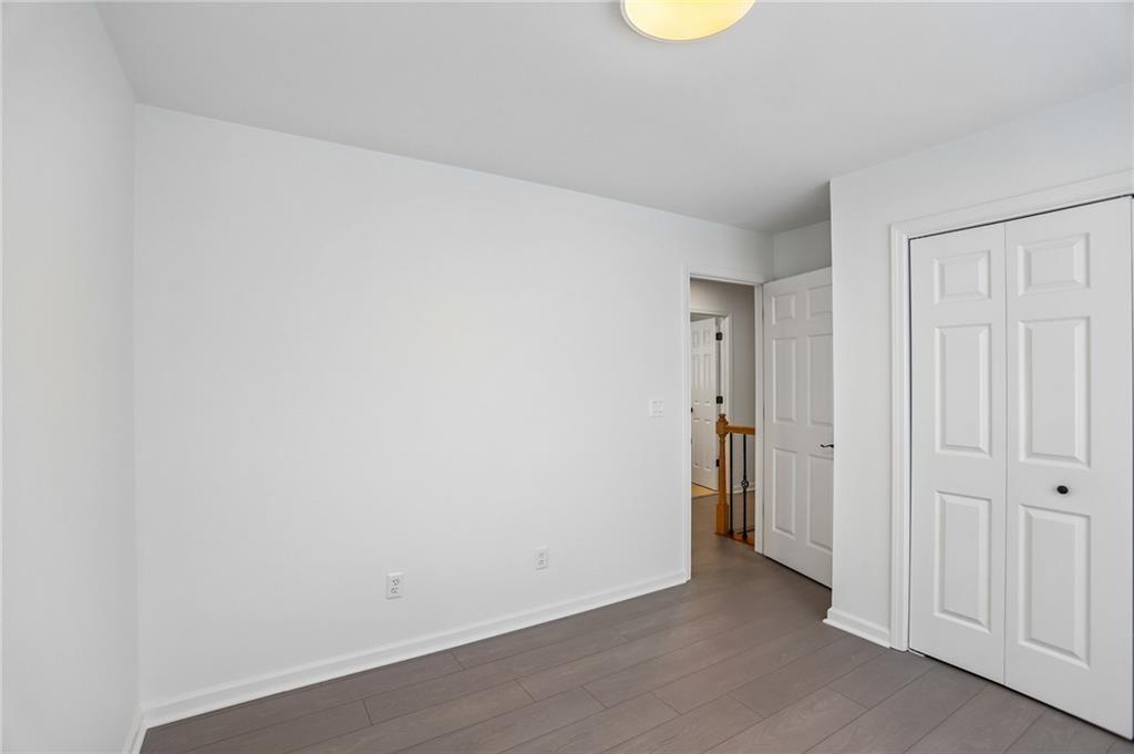 300 Harcourt Place Property Photo 22