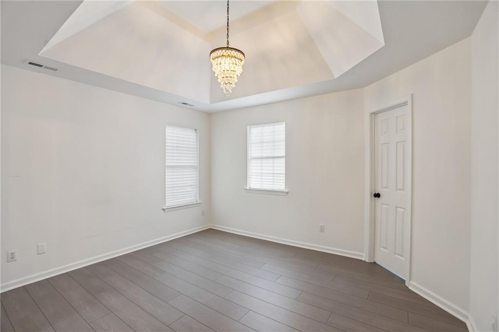300 Harcourt Place Property Photo 25